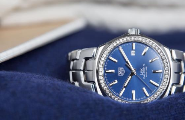 TAG HEUER